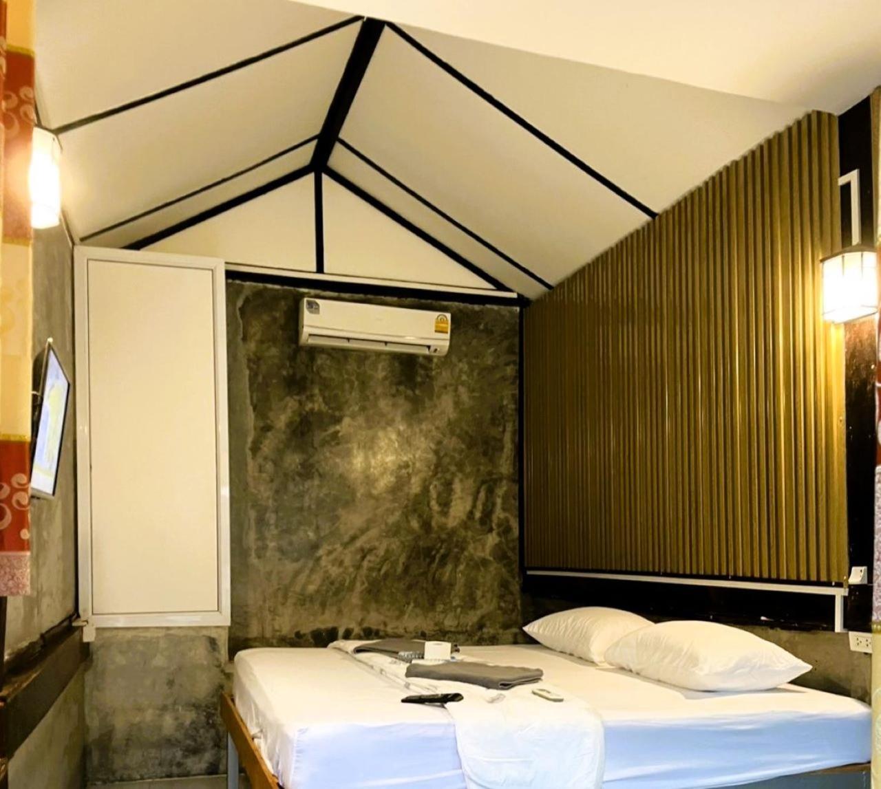 Tuk Tuk Guesthouse Koh Chang Exteriör bild