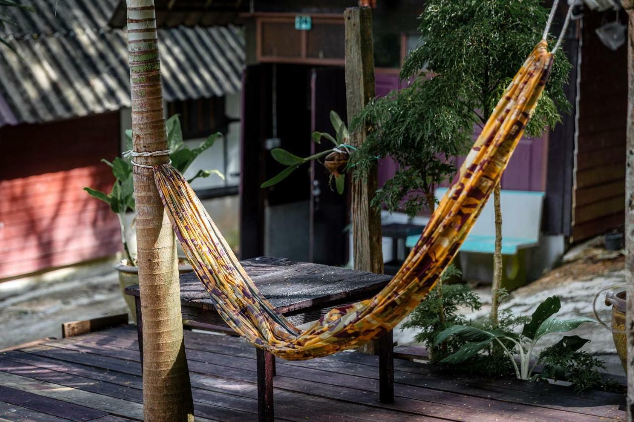 Tuk Tuk Guesthouse Koh Chang Exteriör bild